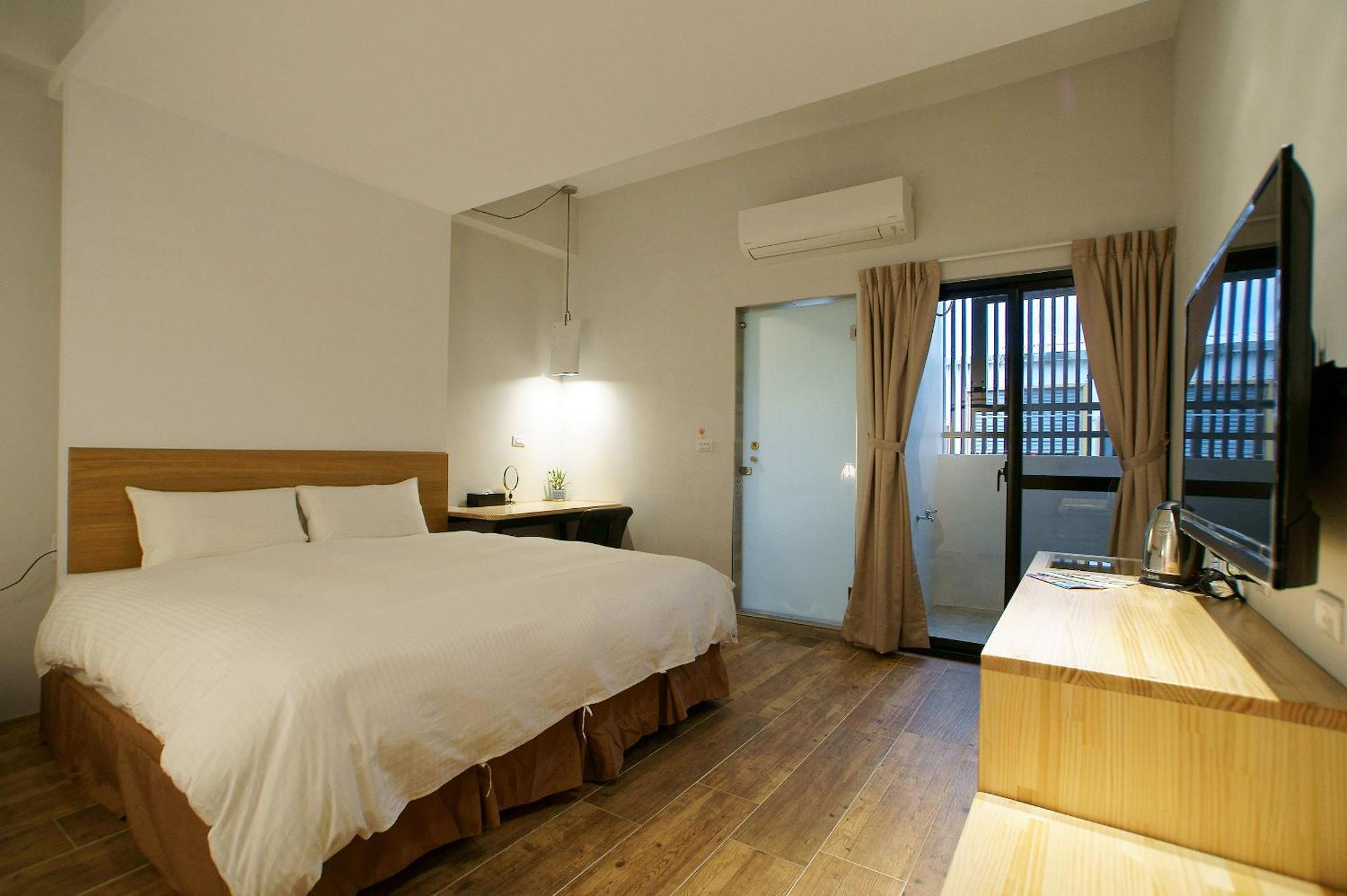 Free Wind B&B T'ai-tung Buitenkant foto