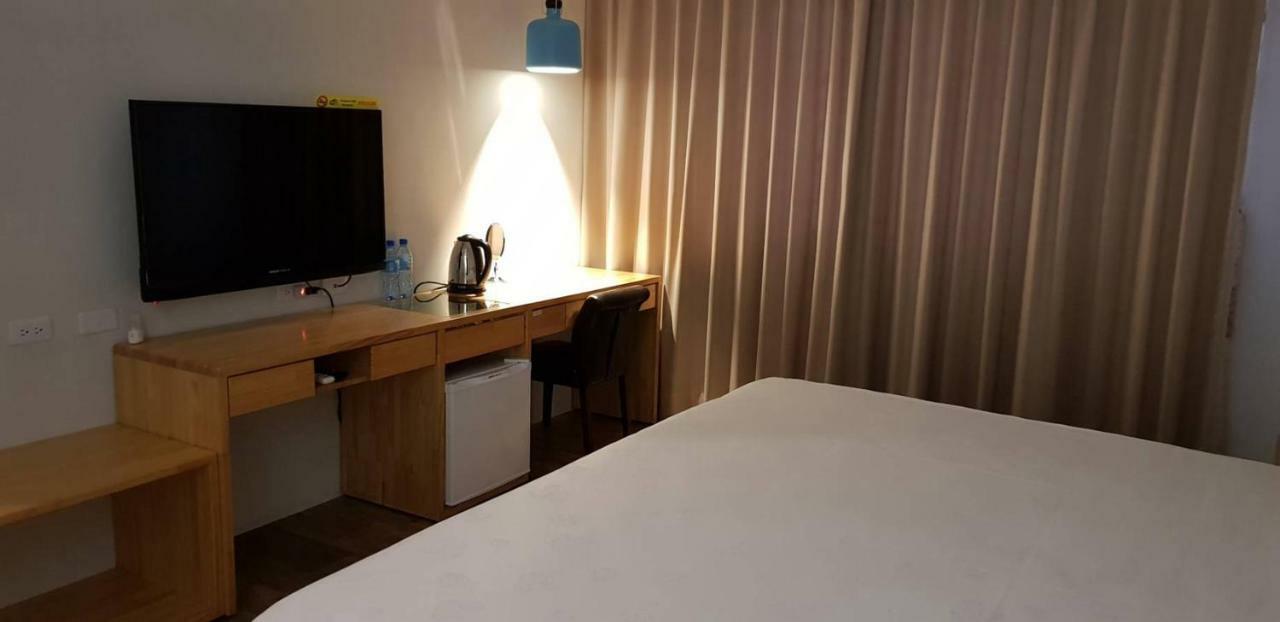 Free Wind B&B T'ai-tung Buitenkant foto